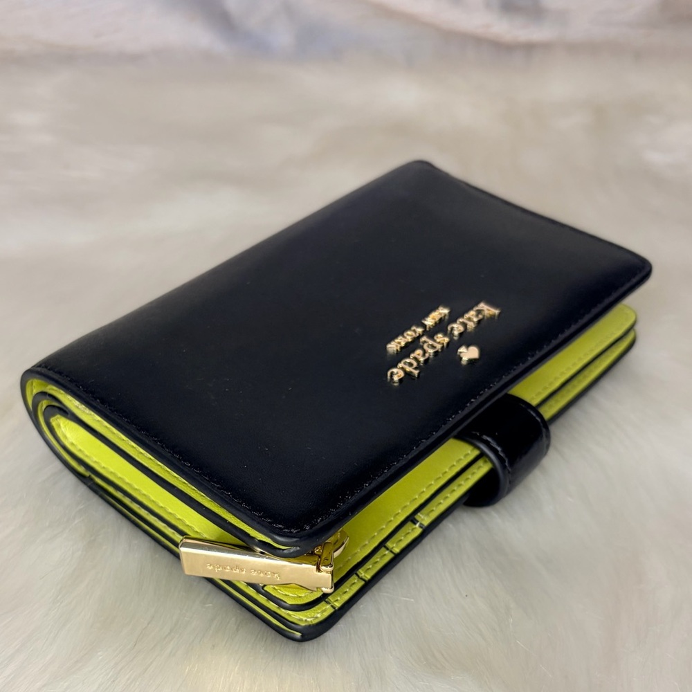 NWT Kate Spade Wallet - Picture 2 of 7